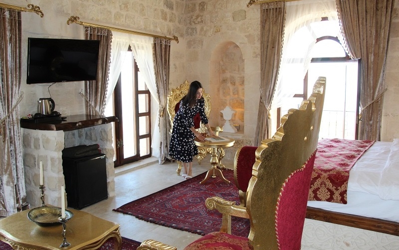 Genç girişimci 800 yıllık konağı otele çevirdi