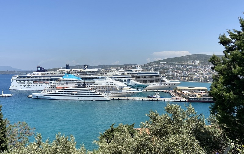 Kuşadası kruvaziyer turizminde zirve yaptı