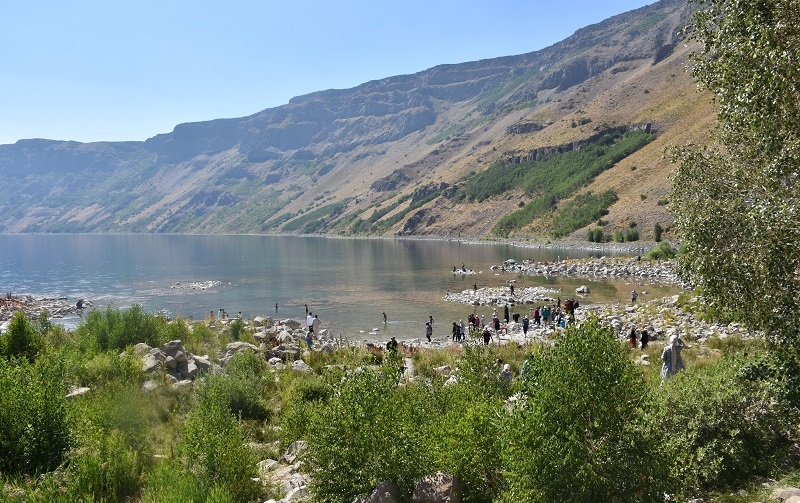 Nemrut Kalderası ziyaretçi akınına uğruyor