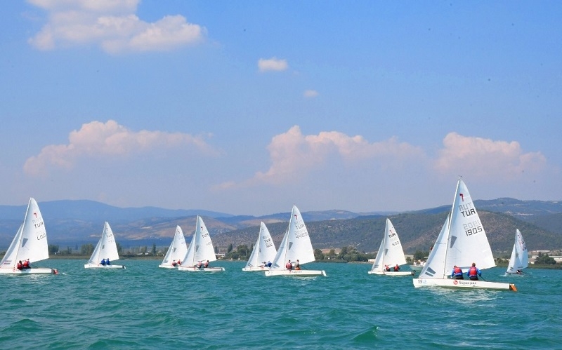 Türkiye Yelken Federasyonu İznik’te start aldı