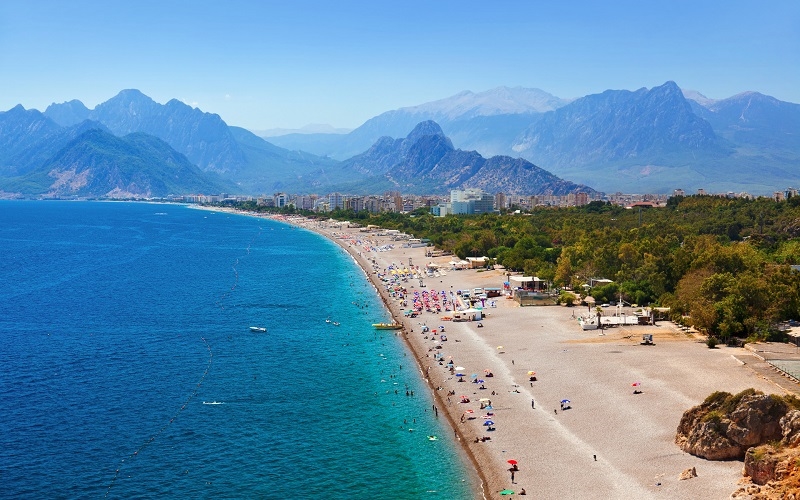 Antalya, rakibi Mayorka’yı geçti