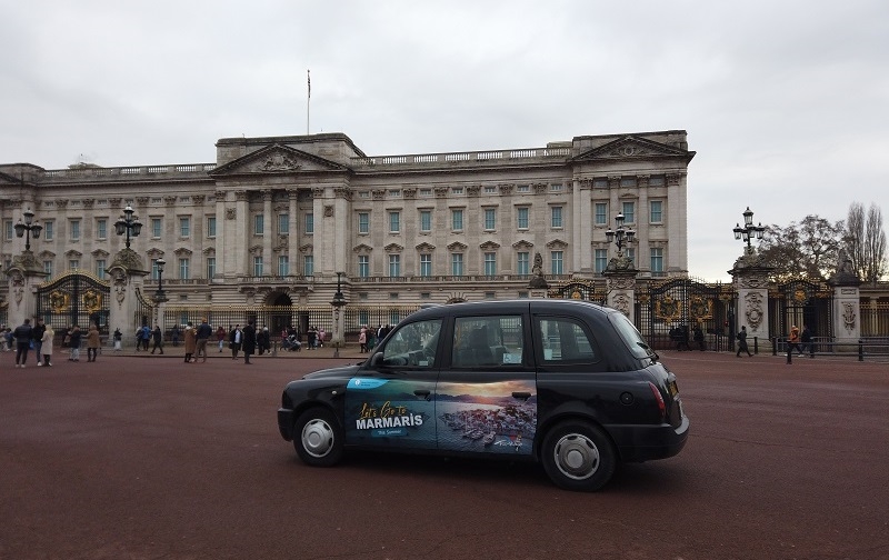 Londra sokaklarında Marmaris tanıtımı