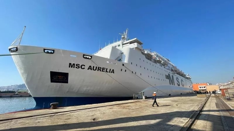 MSC Aurelia, depremzedeleri ağırlamak için yola çıktı