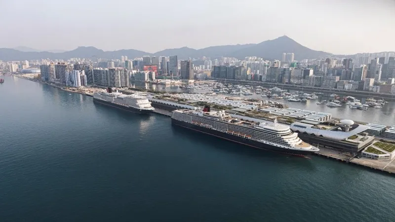 Cunard’ın İki İkonik gemisi Hong Kong’da buluştu