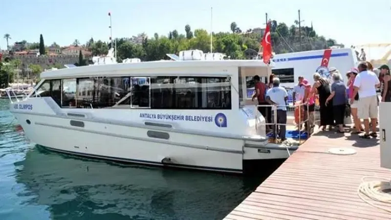Antalya’da atıl yolcu gemisi ihaleyle kiraya veriliyor