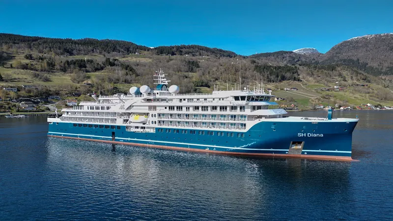 Swan Hellenic’ten denizde kutlama dönemi