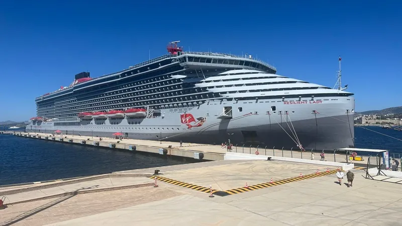 Resilient Lady Bodrum’da: Turist akını sürüyor