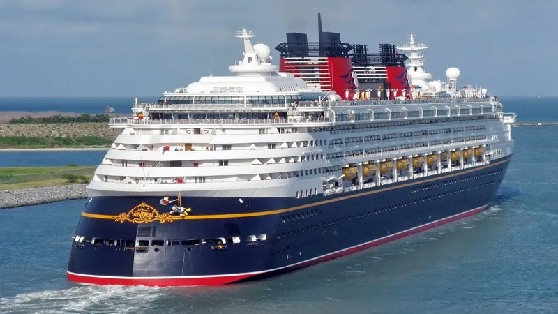 Disney Wonder Alaska’ya Döndü