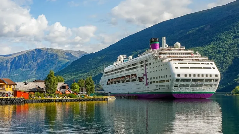 Norveç’ten Turist Vergisi Adımı