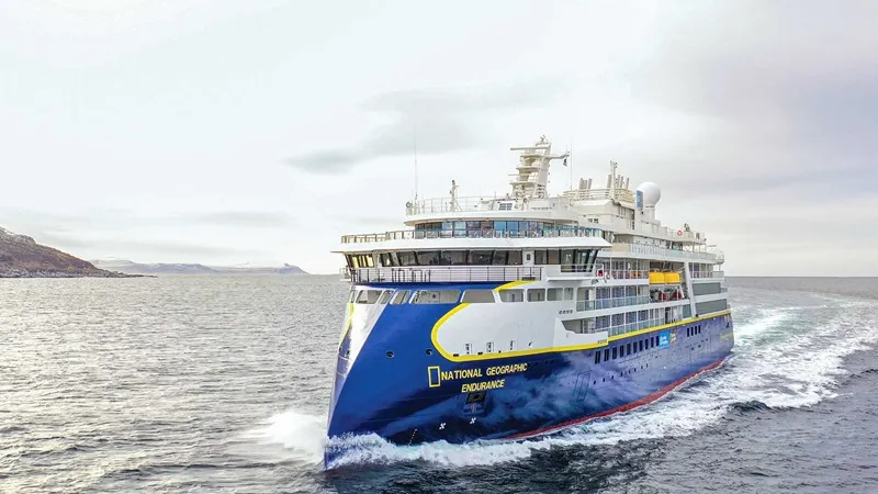 Lindblad UK Danışma Kurulu Kurdu