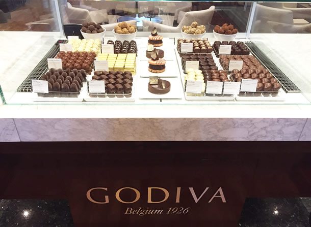 Godiva`dan bir ilk;Queen Mary 2`ye mağaza açtı