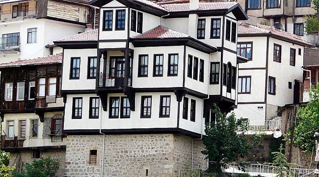 Beypazarı turistlerin gözdesi oldu