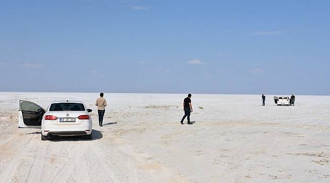 Aksaray?ın Eskil ilçesinden Tuz Gölü?ne yol açıldı