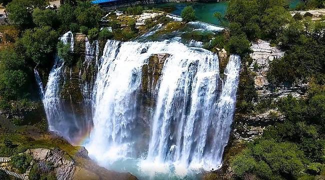 Okay Memiş, turizmle ilgili incelemelerde bulundu
