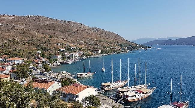 Turizm kenti Marmaris`te gelenek hâlen devam etmekte
