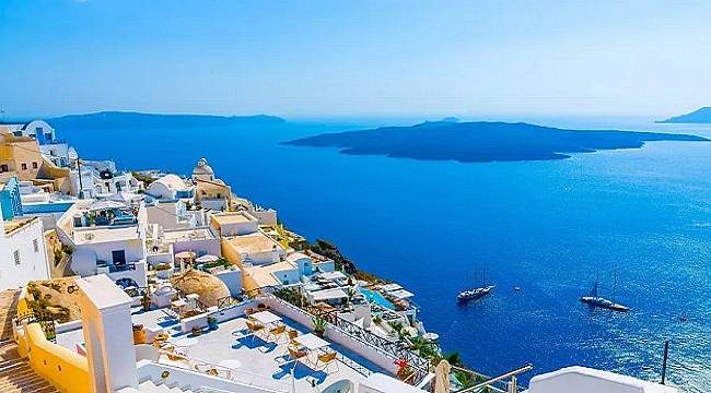 60 bin İngiliz turist 7 Yunan adasında mahsur kaldı
