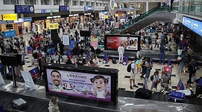 Antalya 8 ayda 5 milyon yabancı turist ağırladı