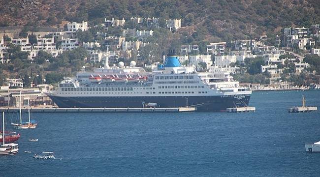 Blue Sapphire, iki yıl sonra Bodrum`a ilk gelen gemi oldu