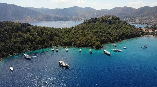 Muğla`nın doğal koyları mavi yolculuk tutkunlarını ağırlıyor